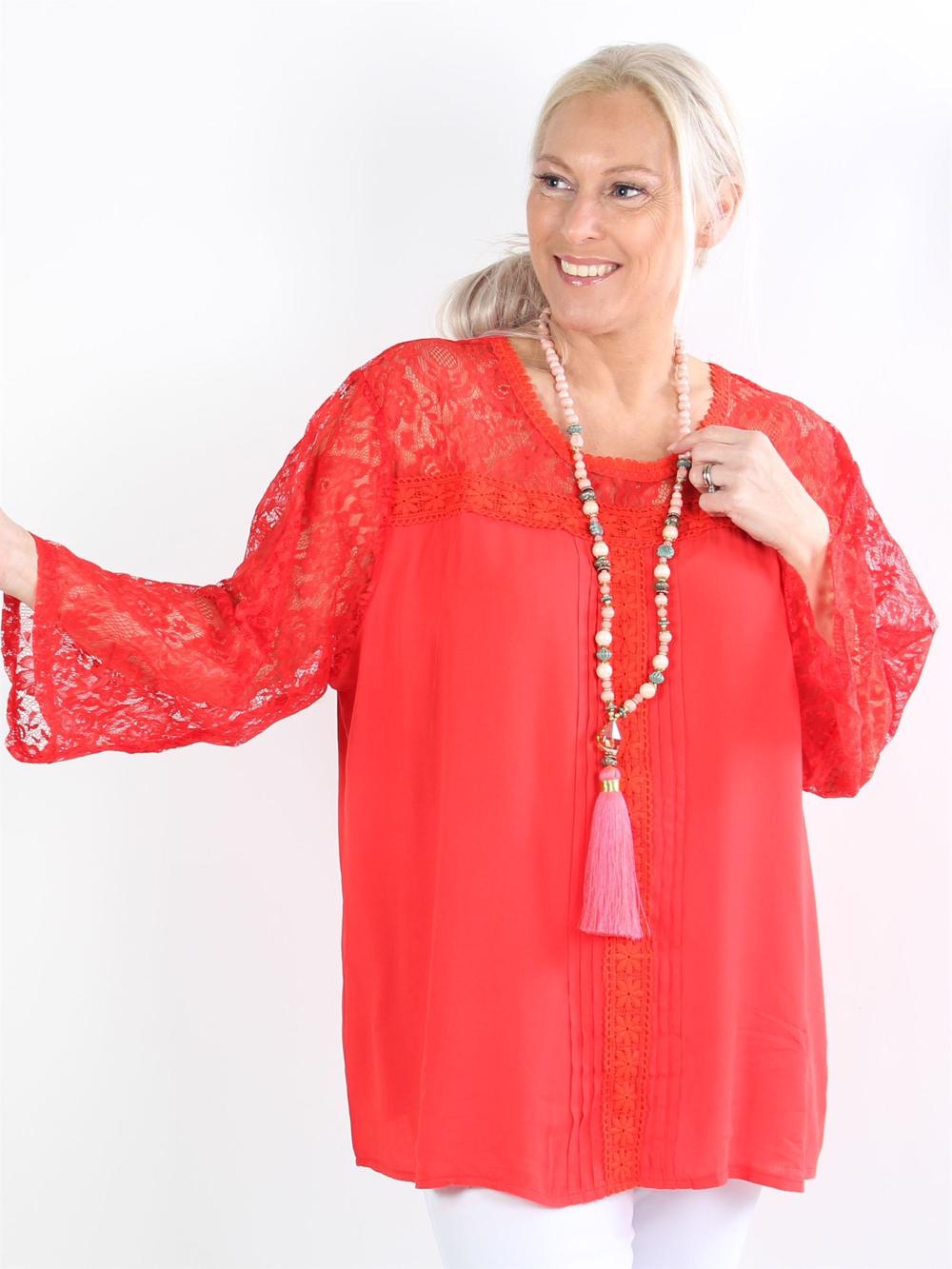 Lahore - Rød langærmet blondebluse med broderinger